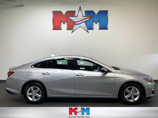 2022 Chevrolet Malibu FWD LT