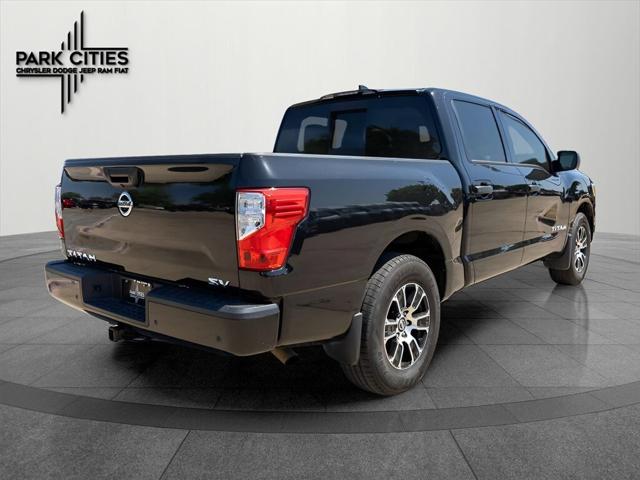 2022 Nissan TITAN Crew Cab SV 4x2