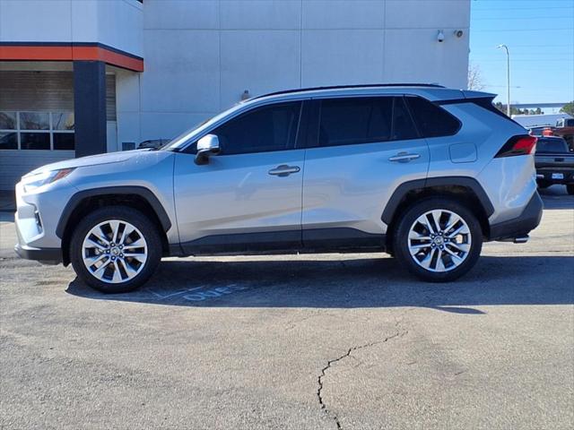 2022 Toyota RAV4 XLE Premium