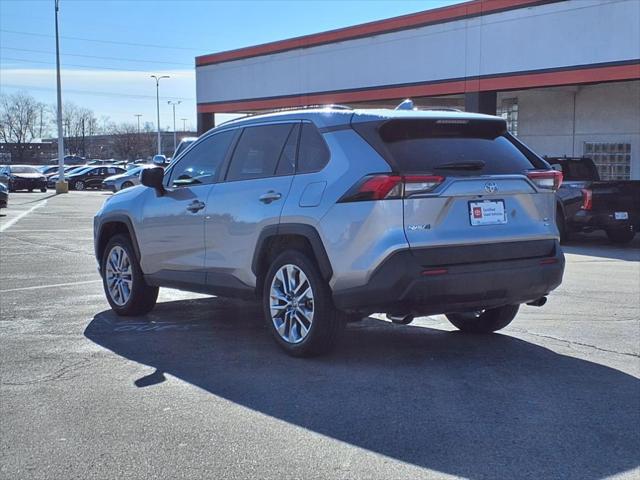 2022 Toyota RAV4 XLE Premium