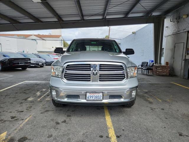 2017 RAM 1500 Big Horn Crew Cab 4x4 57 Box