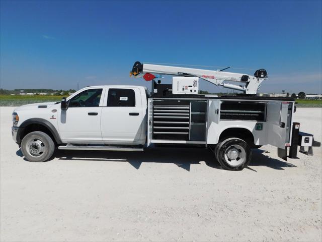 2024 RAM Ram 5500 Chassis Cab RAM 5500 TRADESMAN CHASSIS CREW CAB 4X4 84 CA