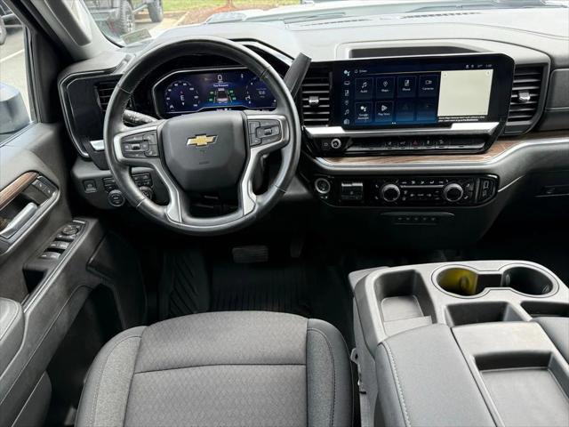 2024 Chevrolet Silverado 2500HD 4WD Double Cab Standard Bed LT