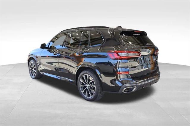 2022 BMW X5 M50i