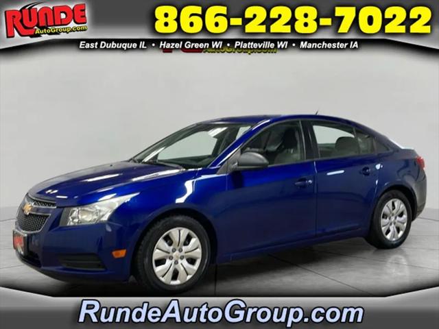 2013 Chevrolet Cruze LS Manual