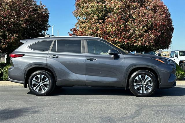 2023 Toyota Highlander L 2023 Toyota Highlander L