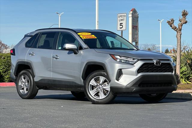 2022 Toyota RAV4 XLE