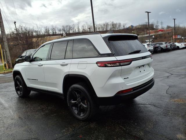 2022 Jeep Grand Cherokee Altitude 4x4