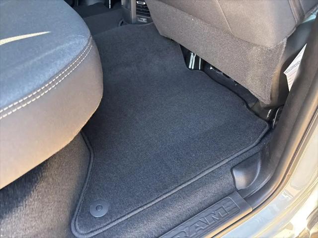 2025 Ram 2500 Tradesman Crew Cab 4x4 8' Box
