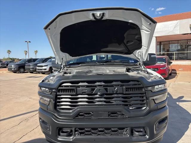 2025 Ram 2500 Tradesman Crew Cab 4x4 8' Box