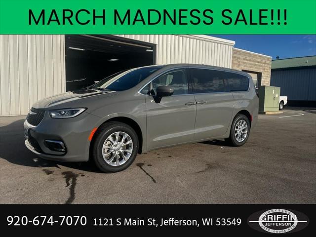2023 Chrysler Pacifica Touring L AWD