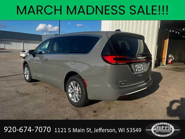 2023 Chrysler Pacifica Touring L AWD