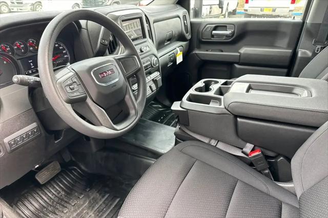 2024 GMC Sierra 3500HD 4WD Crew Cab Long Bed Pro