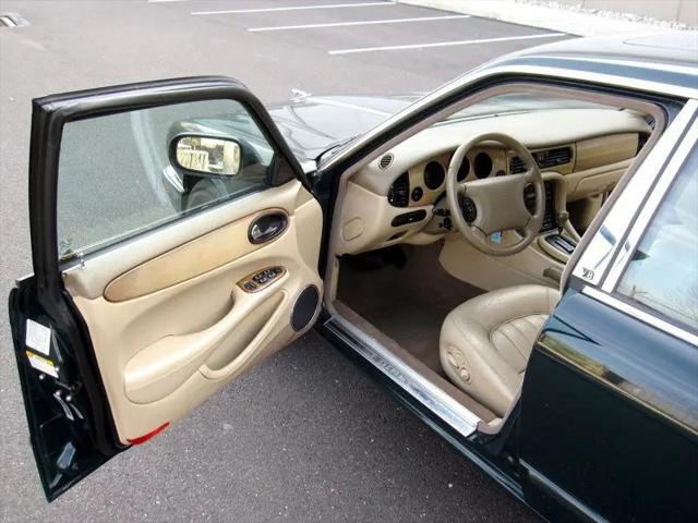 2000 Jaguar XJ L