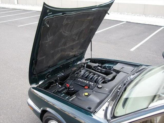 2000 Jaguar XJ L