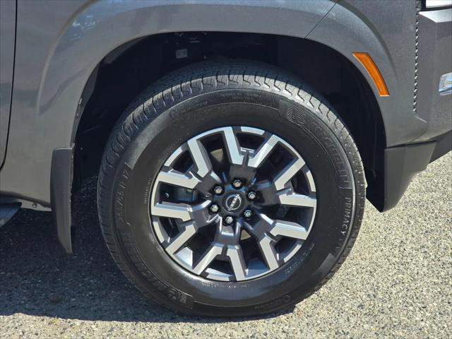 2024 Nissan Frontier Crew Cab SL 4x4
