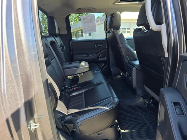 2024 Nissan Frontier Crew Cab SL 4x4