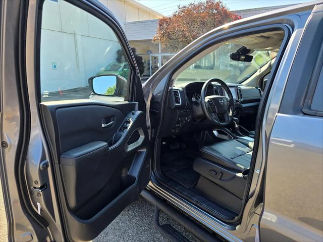 2024 Nissan Frontier Crew Cab SL 4x4