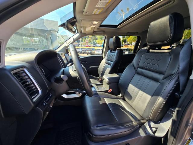 2024 Nissan Frontier Crew Cab SL 4x4