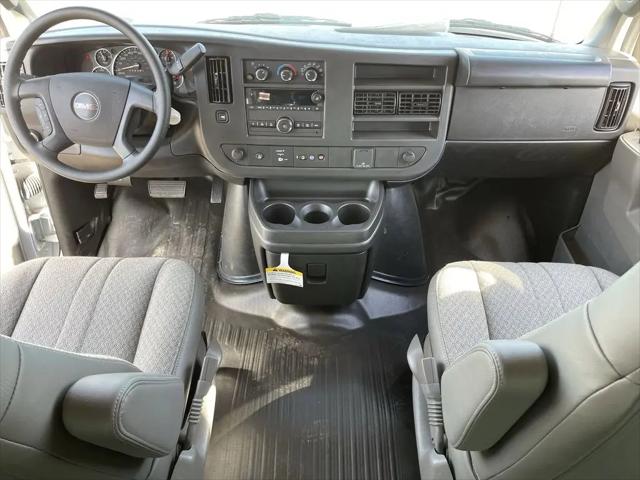 2025 GMC Savana Cargo RWD 2500 Extended Wheelbase Work Van