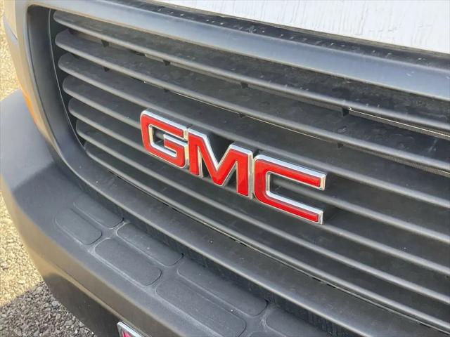 2025 GMC Savana Cargo RWD 2500 Extended Wheelbase Work Van