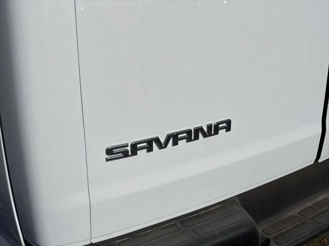 2025 GMC Savana Cargo RWD 2500 Extended Wheelbase Work Van
