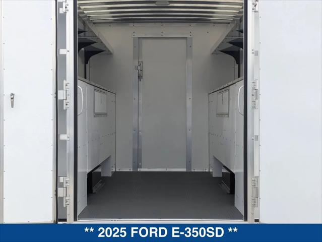 2025 Ford E-350 Cutaway E-Series Cutaway