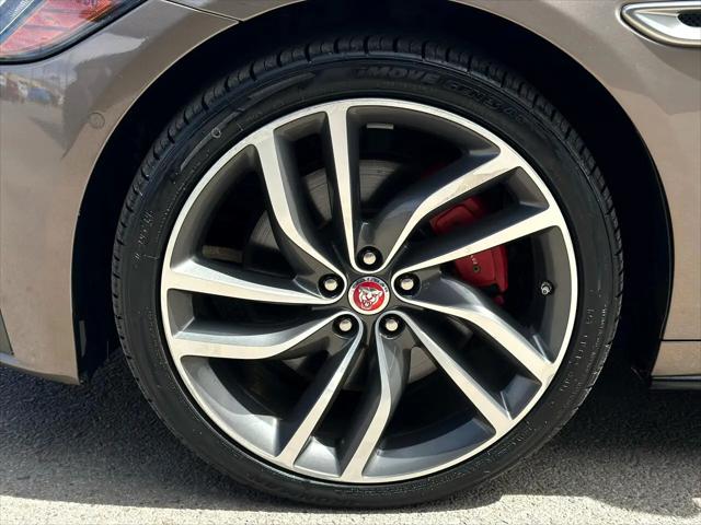 2016 Jaguar XF S