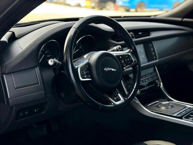 2016 Jaguar XF S
