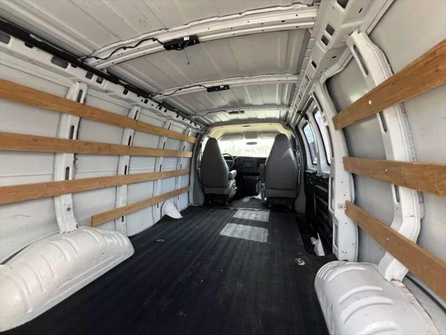 2016 GMC Savana 2500 Work Van