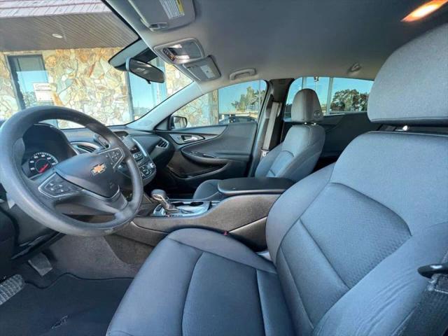 2021 Chevrolet Malibu FWD 1FL