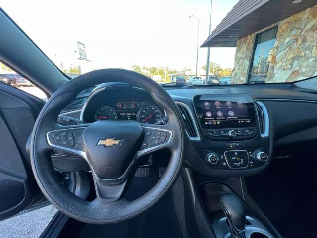 2021 Chevrolet Malibu FWD 1FL