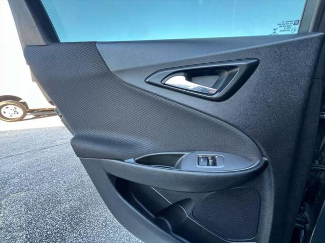 2021 Chevrolet Malibu FWD 1FL