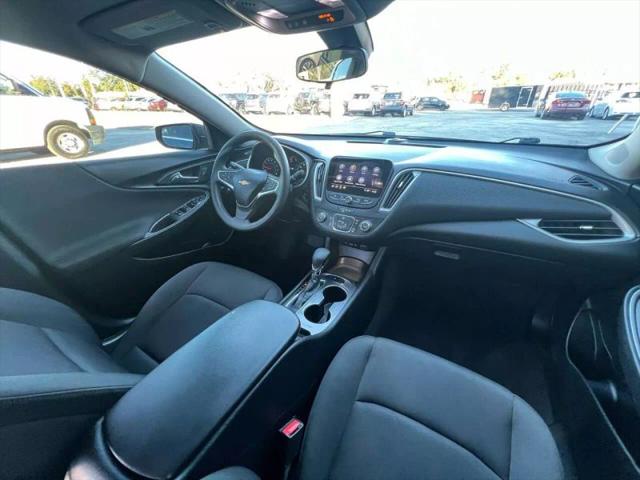 2021 Chevrolet Malibu FWD 1FL