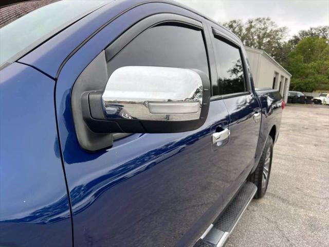2017 Nissan Titan SL