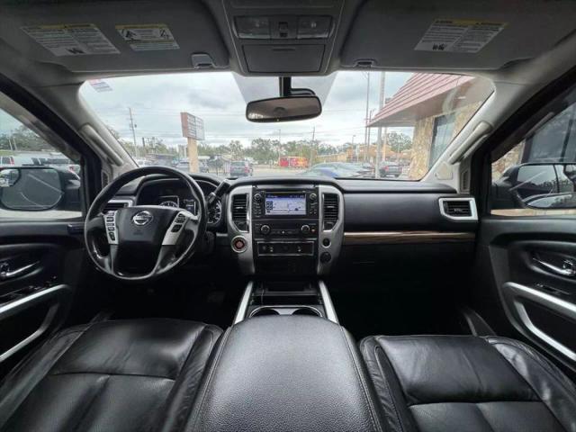 2017 Nissan Titan SL