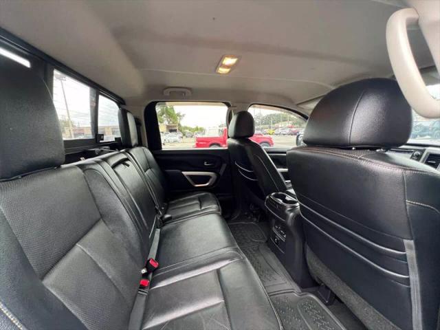 2017 Nissan Titan SL