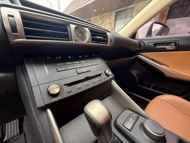 2015 Lexus IS 250 Crafted Line