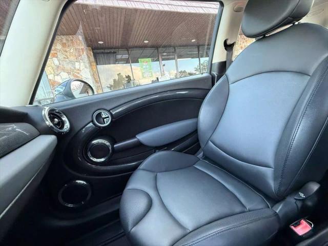 2012 MINI Cooper S Cooper S