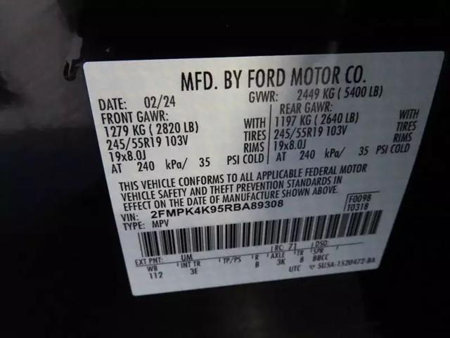 2024 Ford Edge Titanium