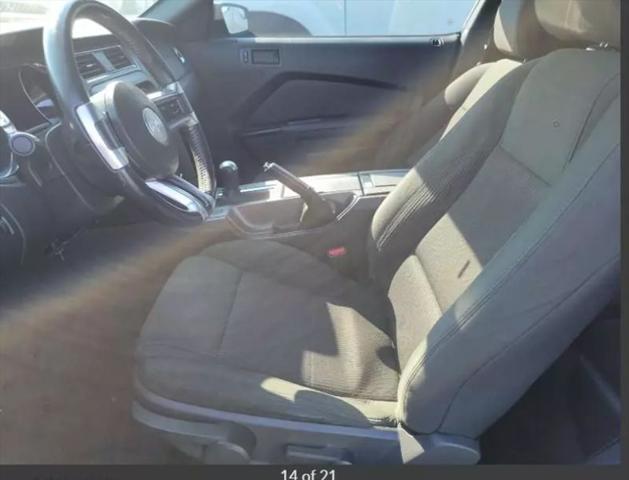 2014 Ford Mustang V6