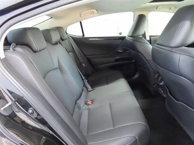 2022 Lexus ES 350 350