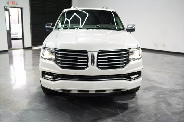 2017 Lincoln Navigator Select