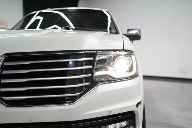 2017 Lincoln Navigator Select