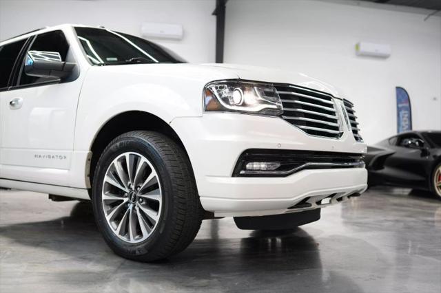 2017 Lincoln Navigator Select