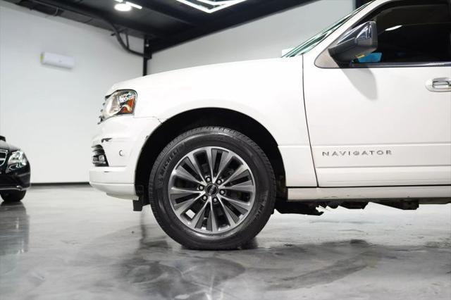 2017 Lincoln Navigator Select