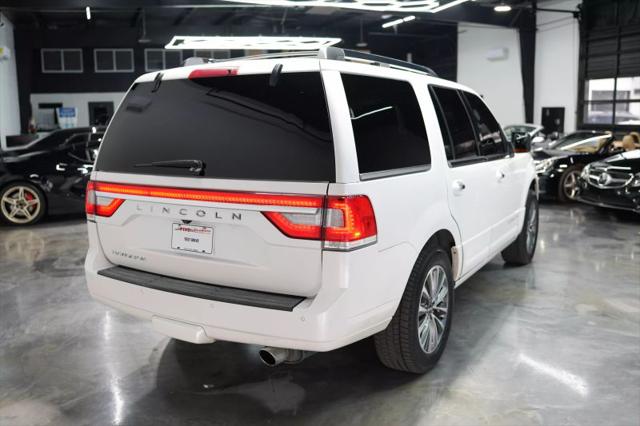 2017 Lincoln Navigator Select