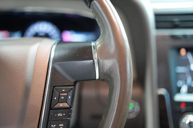 2017 Lincoln Navigator Select