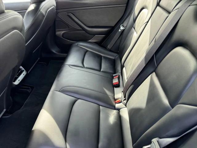 2019 Tesla Model 3 Mid Range