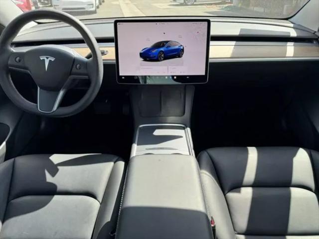 2022 Tesla Model 3 Rear-Wheel Drive